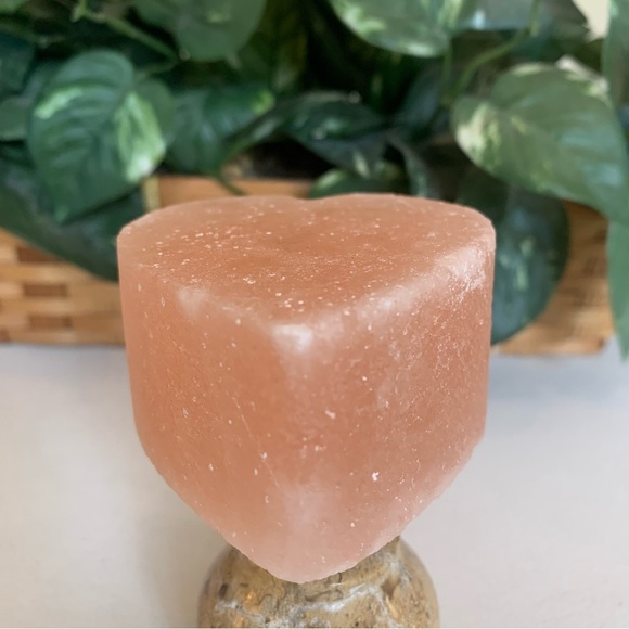 Pink Himalayan Salt Carved Heart Crystal Carving Cleansing Purification LRG 3.2" - Picture 7 of 10